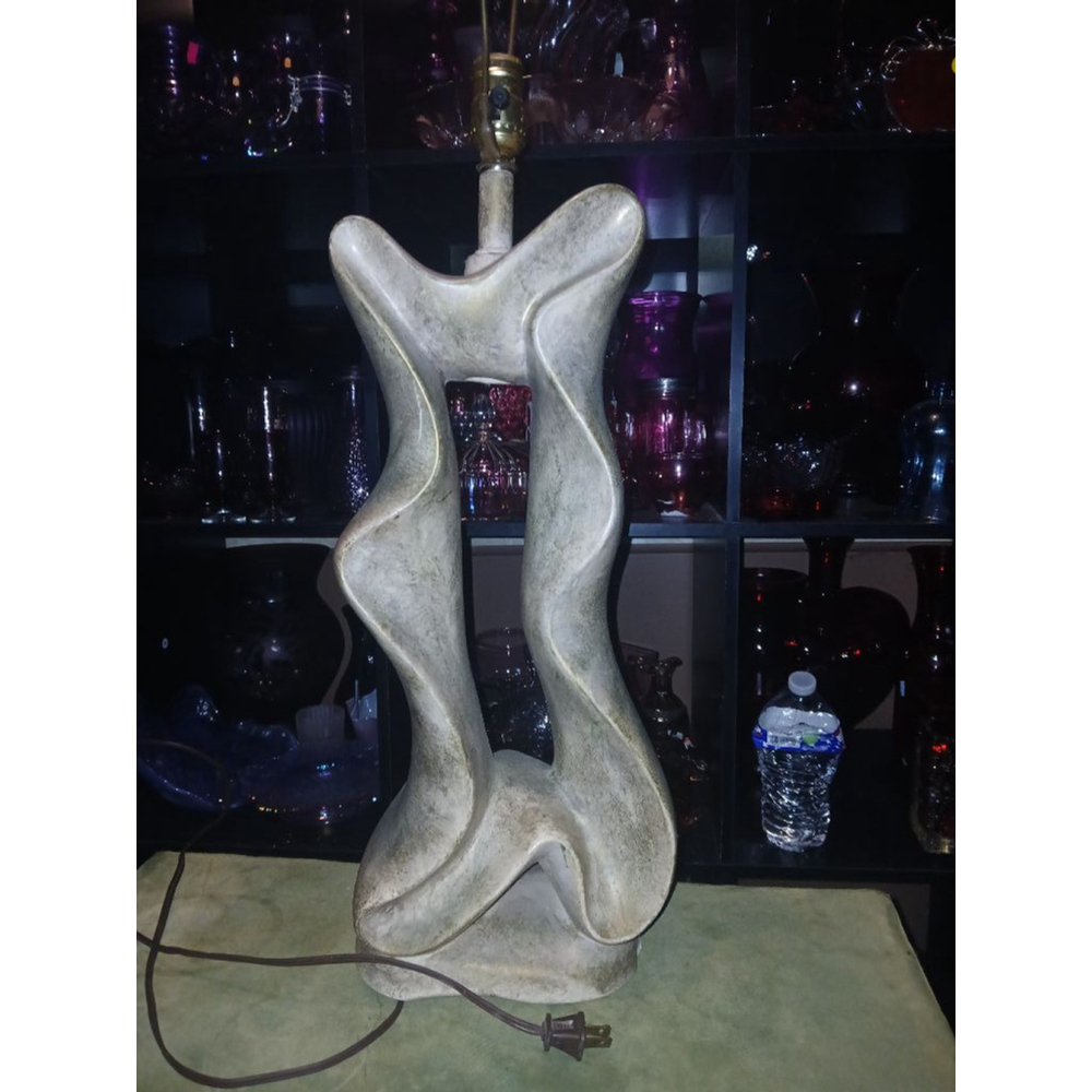 Biomorphic Post-Modern Freeform Ribbon Motif Plaster Table Lamp by Jaru, 1980's